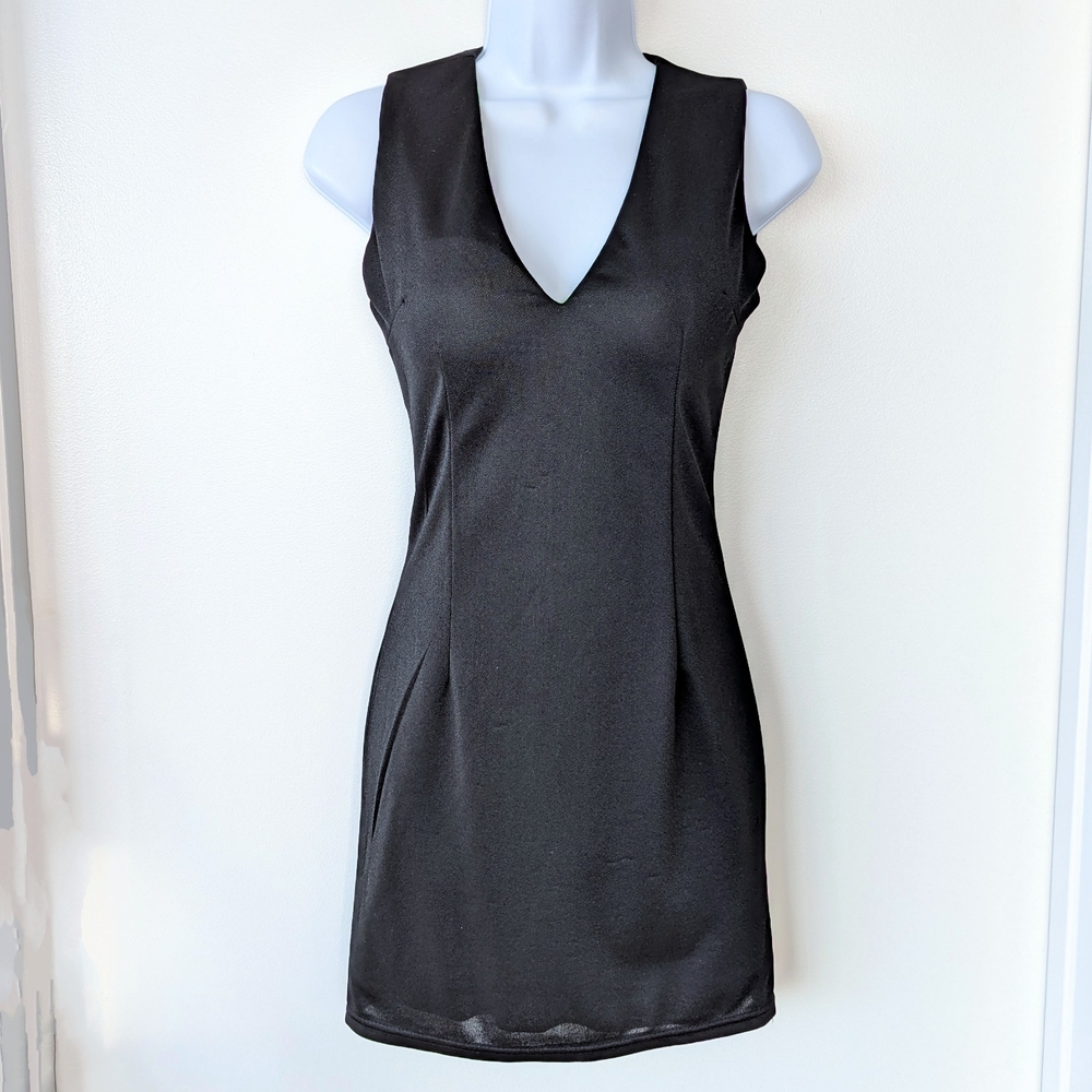 Black Bodycon Sleeveless Dress